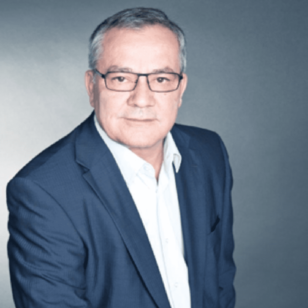 Michel Stanciu photo wearing a business attire